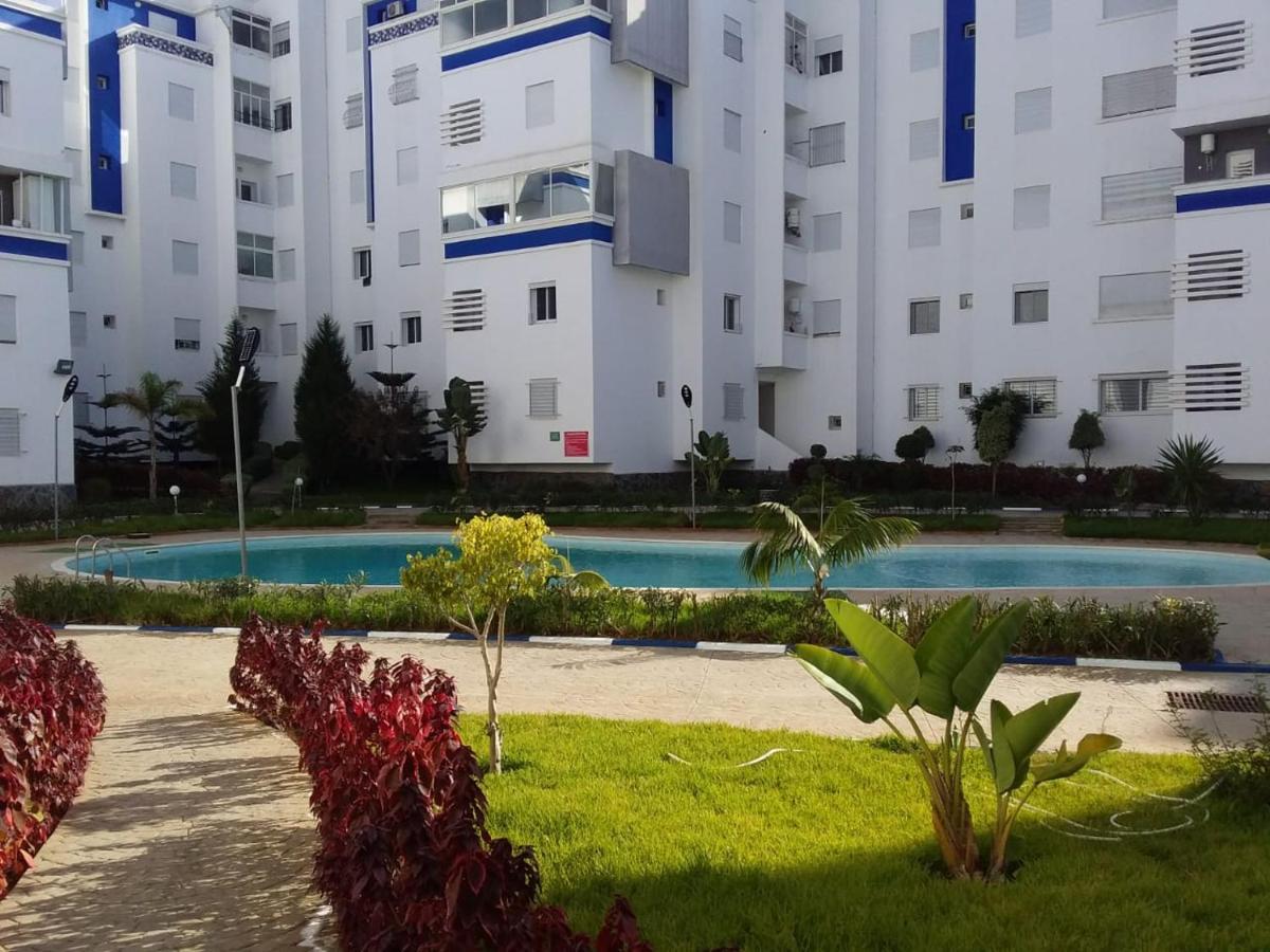 Appart. Luxueux Avec Piscine, Cosy, Bien Situe Бузника Экстерьер фото
